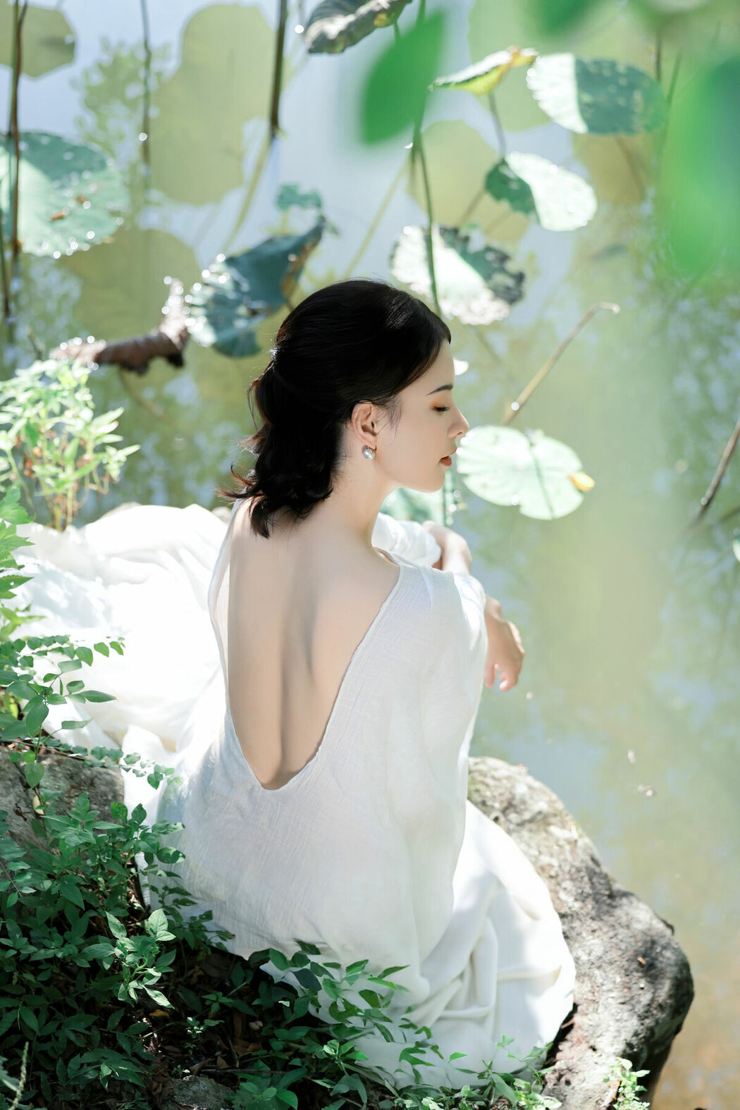 YiTuYu艺图语 Vol.10423 Yi Ming (18P)