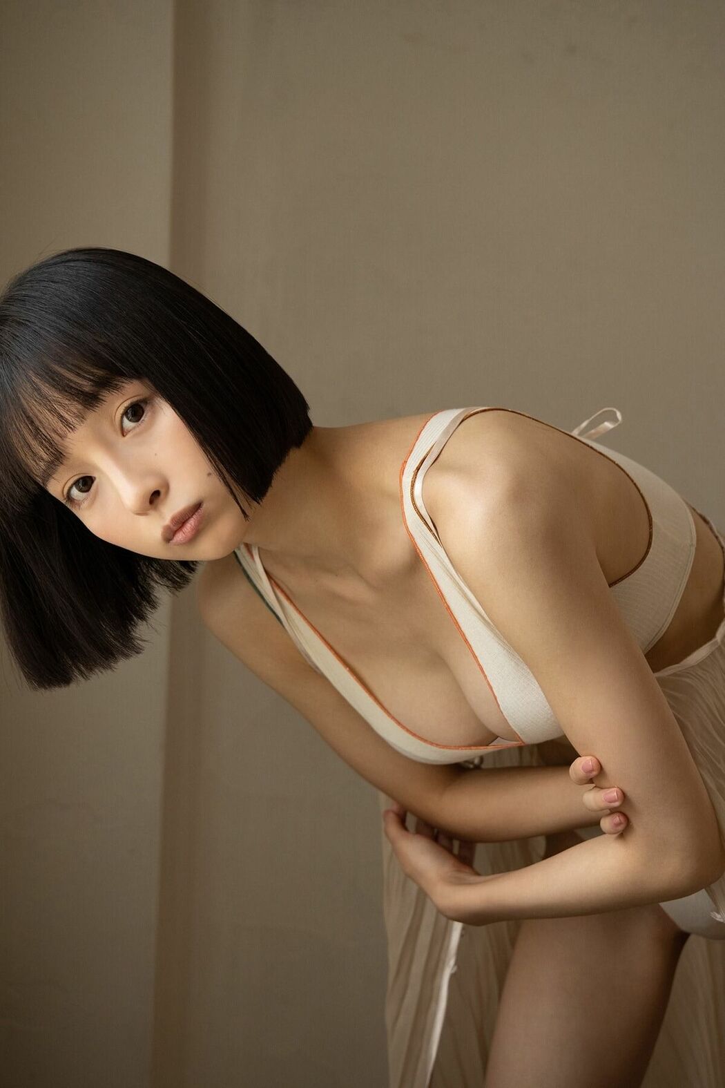 JP Asuka Hanamura 華村あすか – FLASHデジタル写真集 New Mode 前編 (57P)