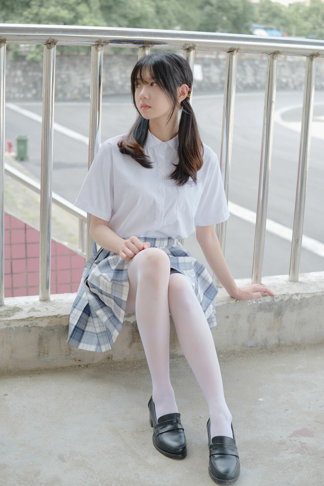 森萝财团写真 内部写真 Xiao Qi – 小七 JK白丝 13D Part01 (54P)