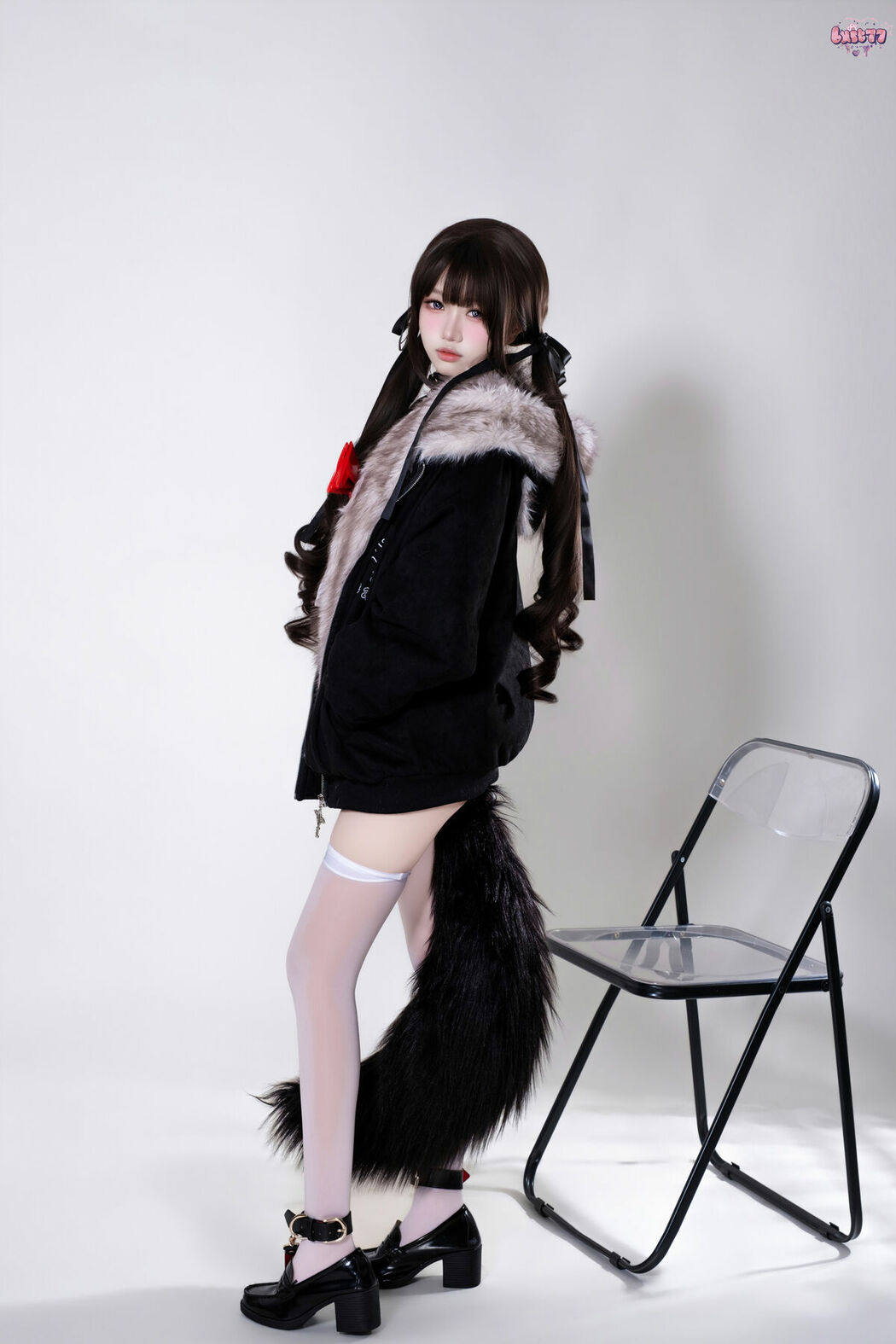 Coser@柒柒要乖哦 – 兽尾透明JK Part02 (57P)