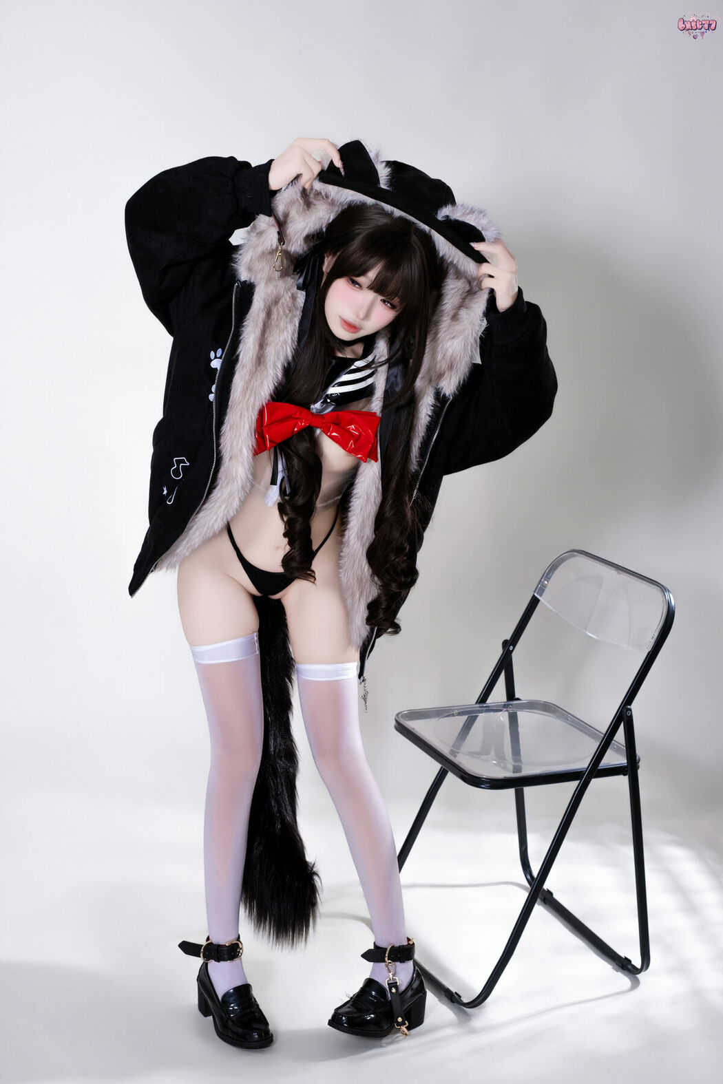 Coser@柒柒要乖哦 – 兽尾透明JK Part02 (57P)