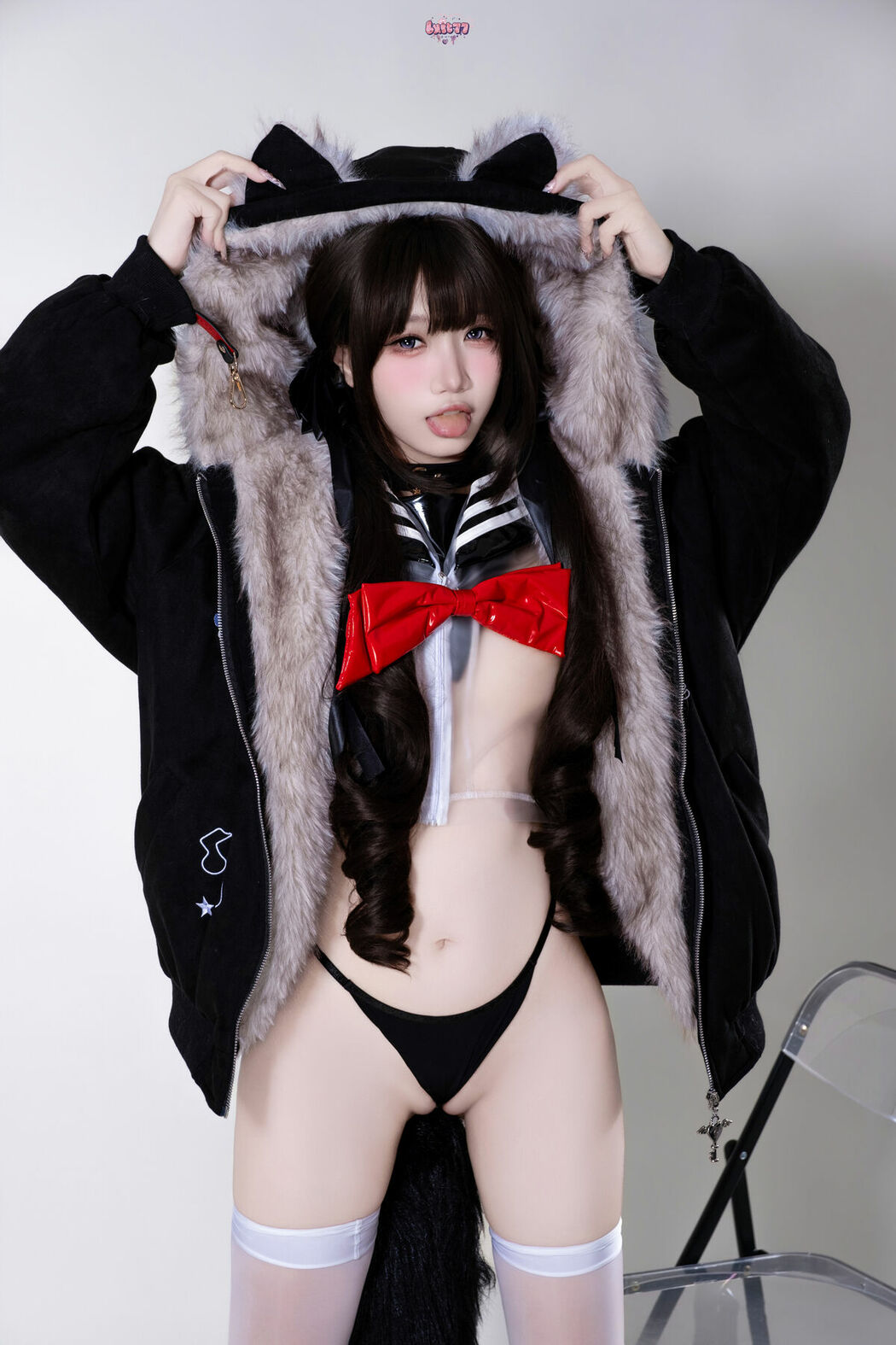 Coser@柒柒要乖哦 – 兽尾透明JK Part02 (57P)