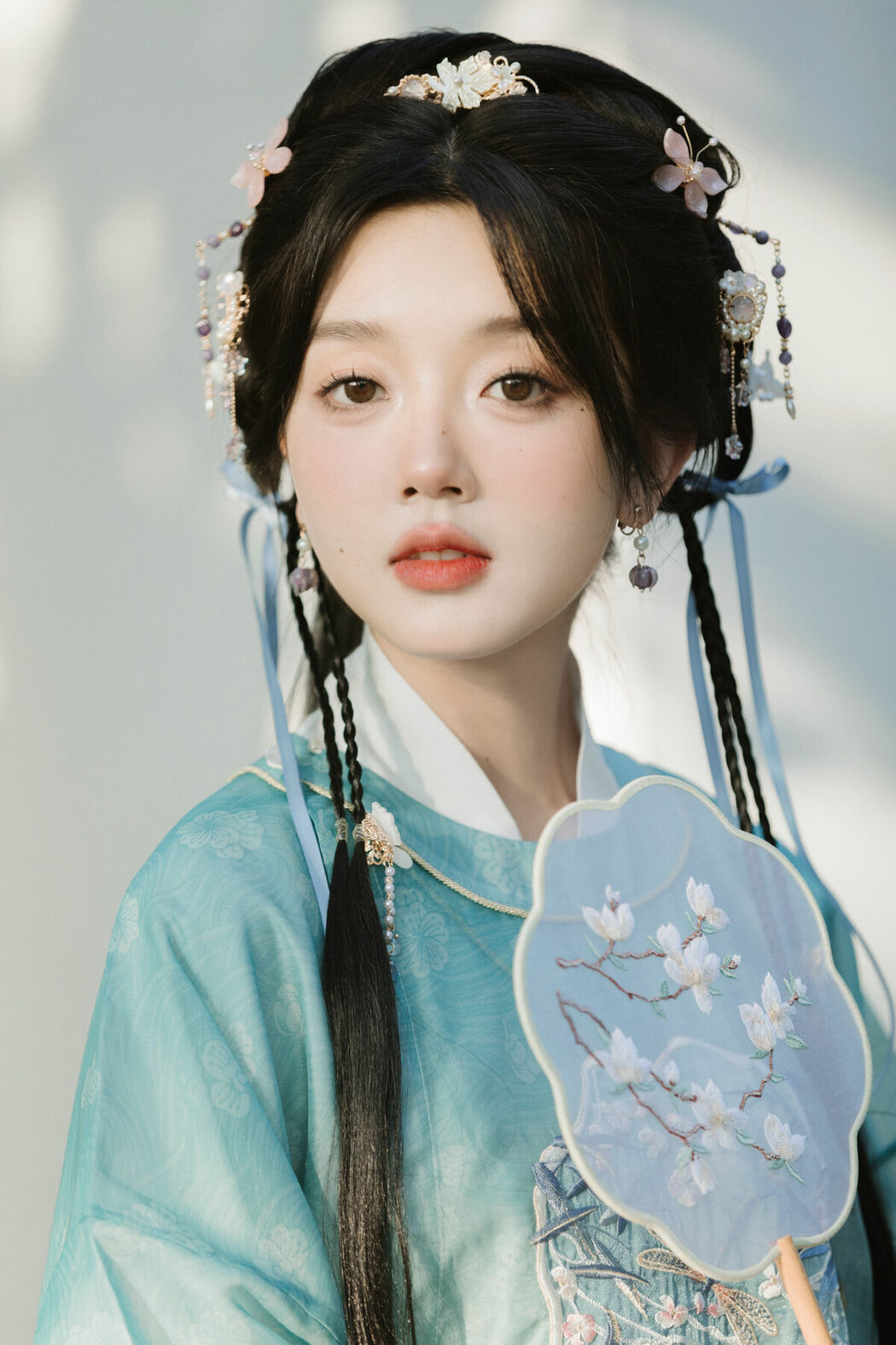 YiTuYu艺图语 Vol.10429 Ao Te You Dian Man (36P)