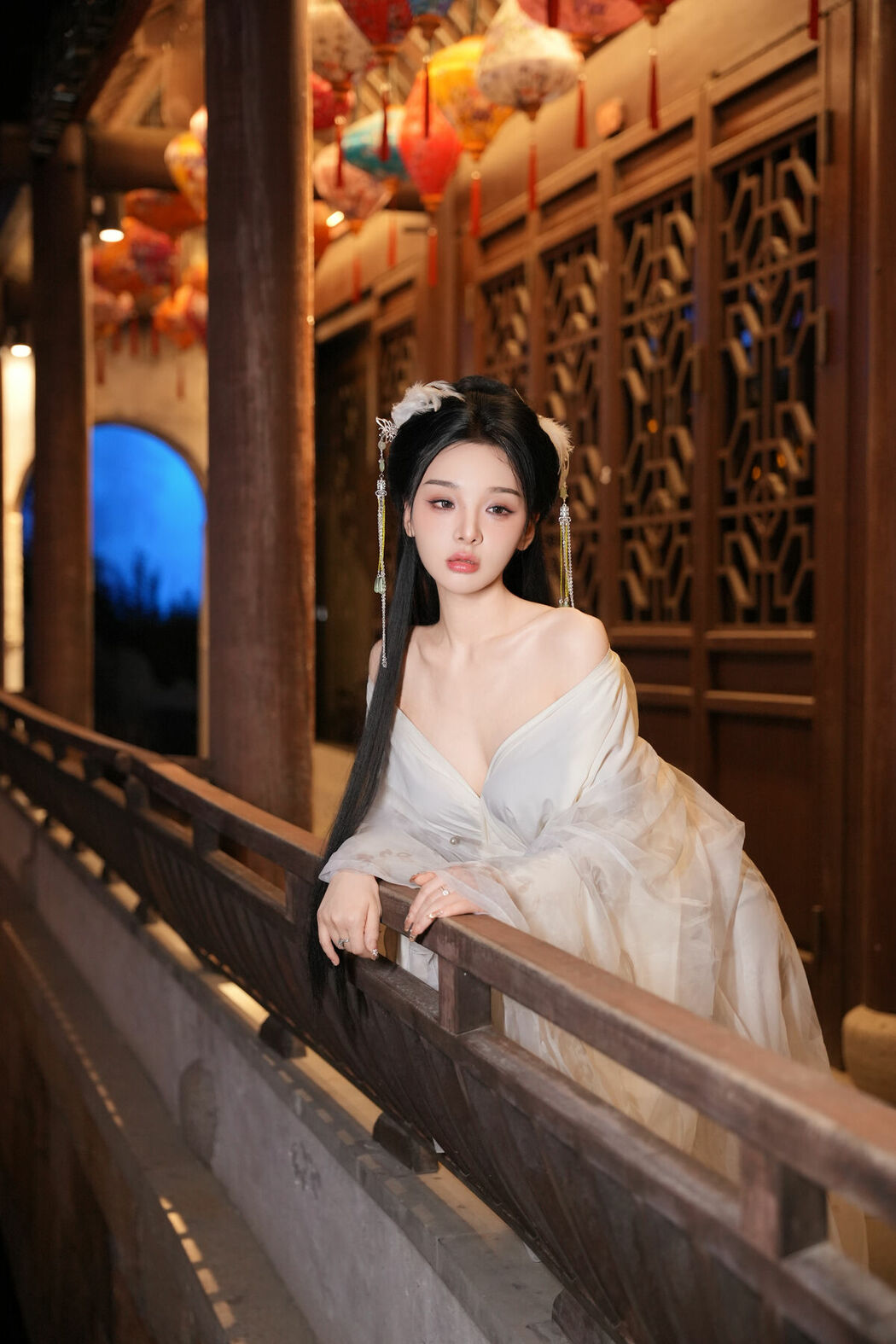 YiTuYu艺图语 Vol.10433 YY (15P)