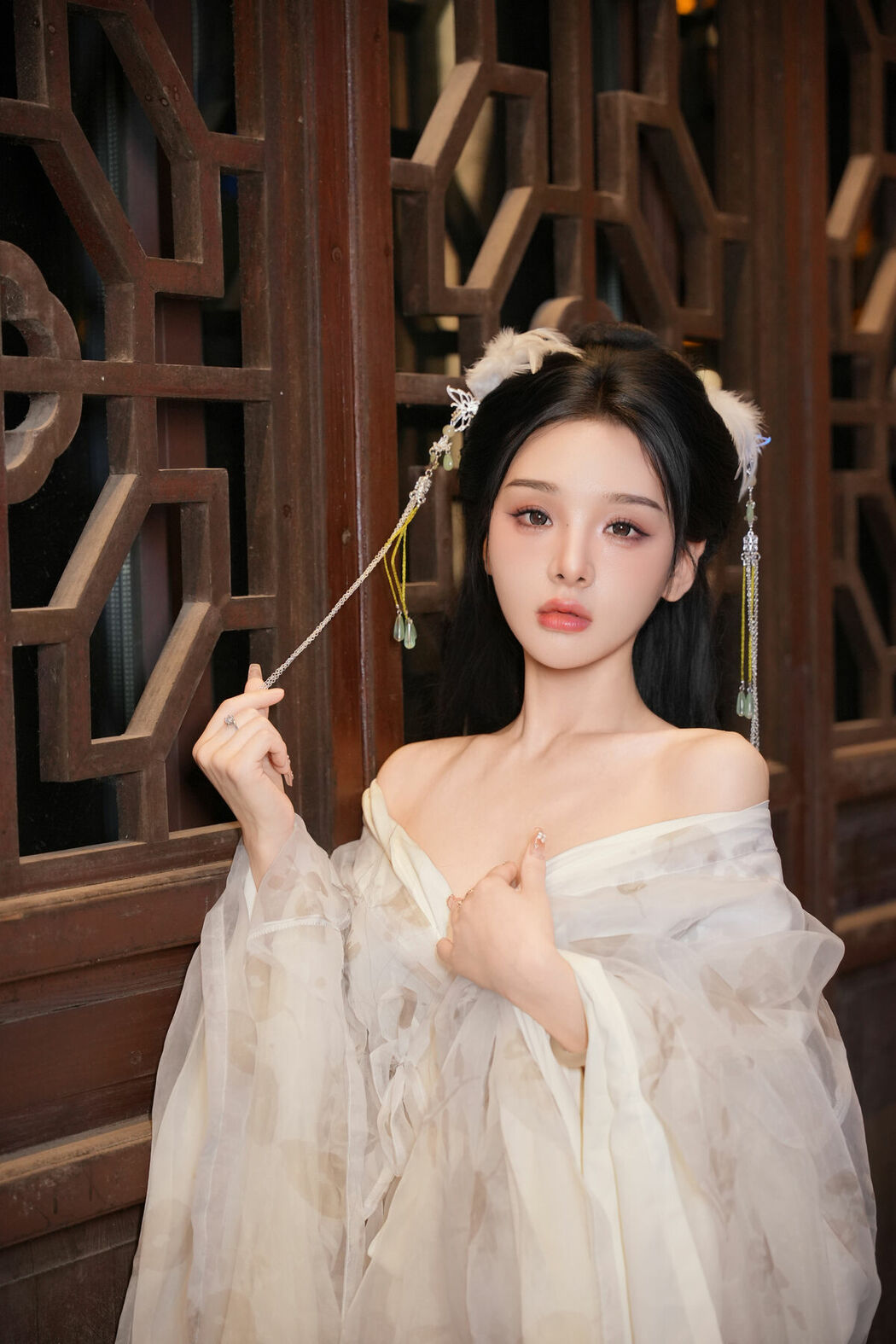 YiTuYu艺图语 Vol.10433 YY (15P)