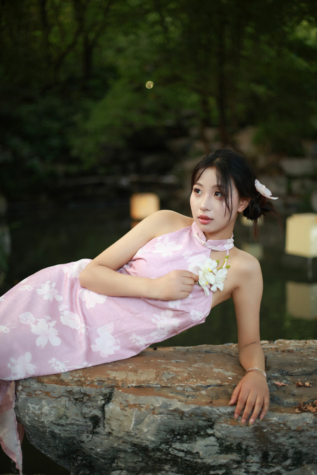 YiTuYu艺图语 Vol.10438 Xiao U (31P)