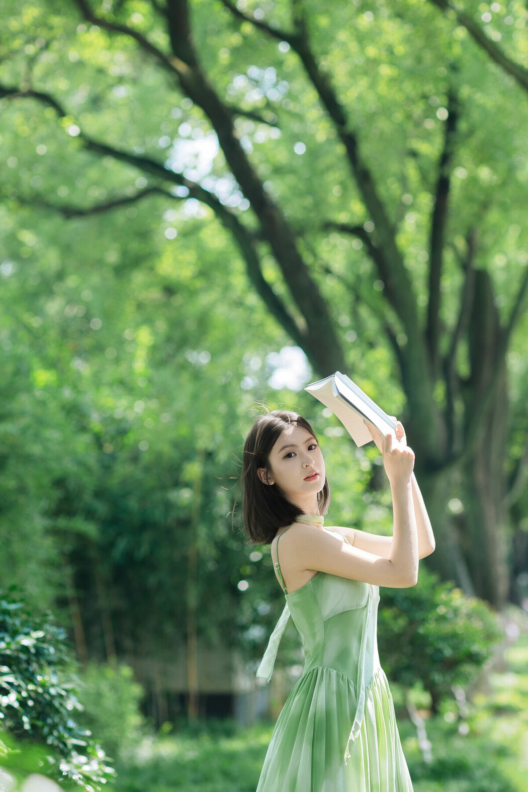 YiTuYu艺图语 Vol.10440 Jing Zhu (33P)