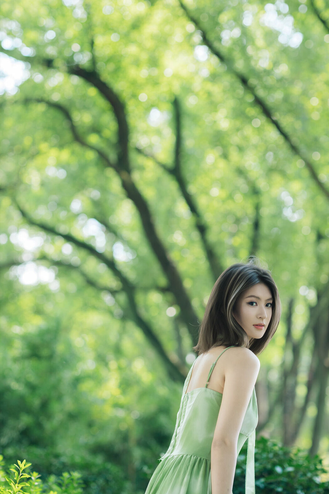 YiTuYu艺图语 Vol.10440 Jing Zhu (33P)