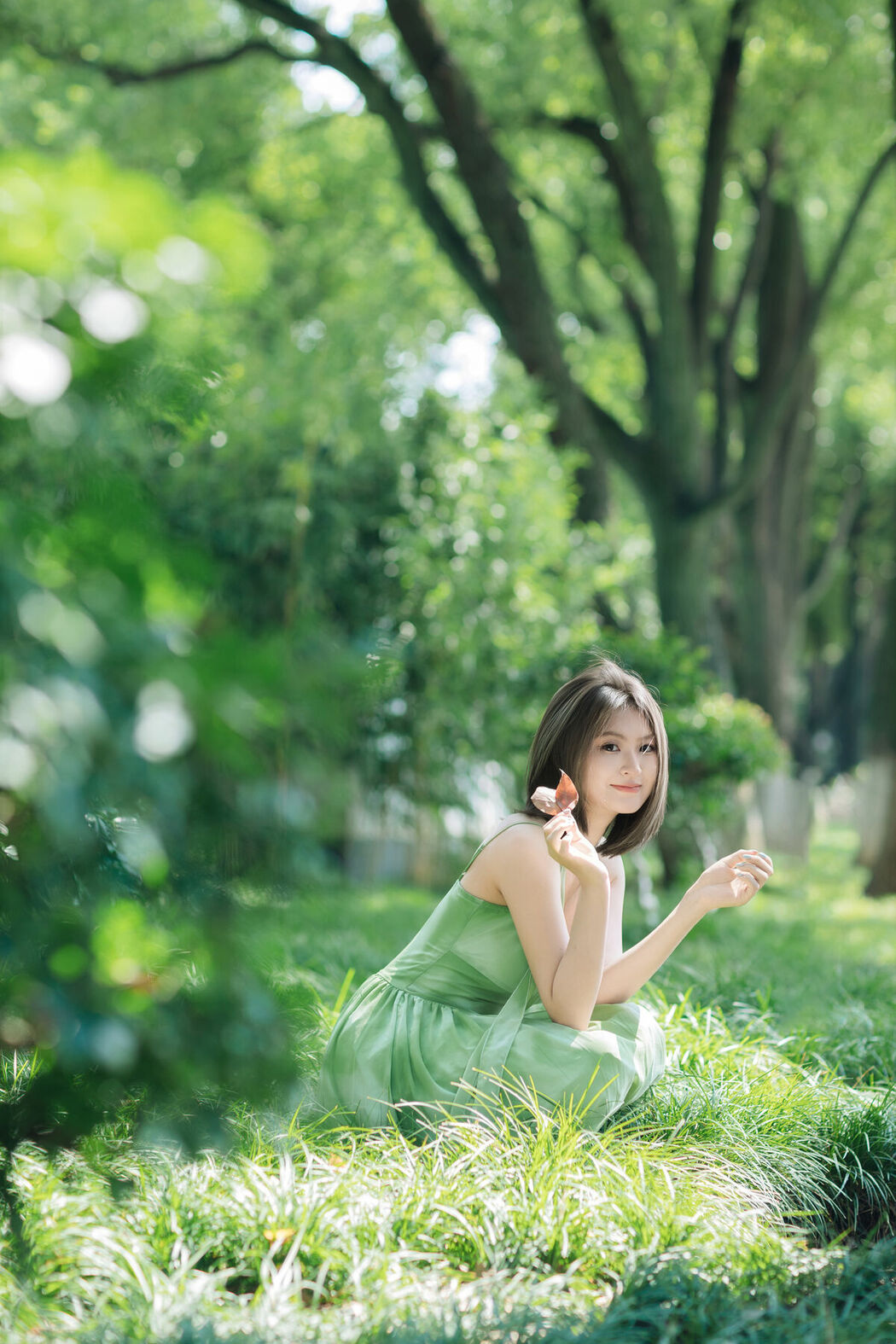 YiTuYu艺图语 Vol.10440 Jing Zhu (33P)