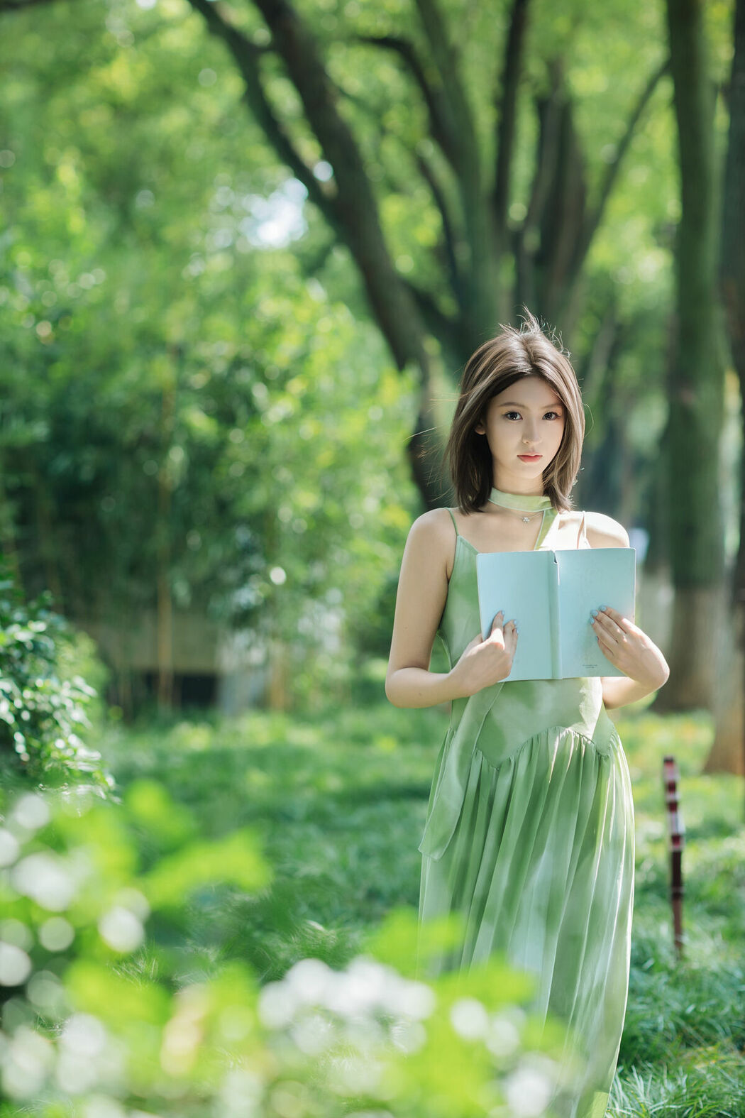 YiTuYu艺图语 Vol.10440 Jing Zhu (33P)
