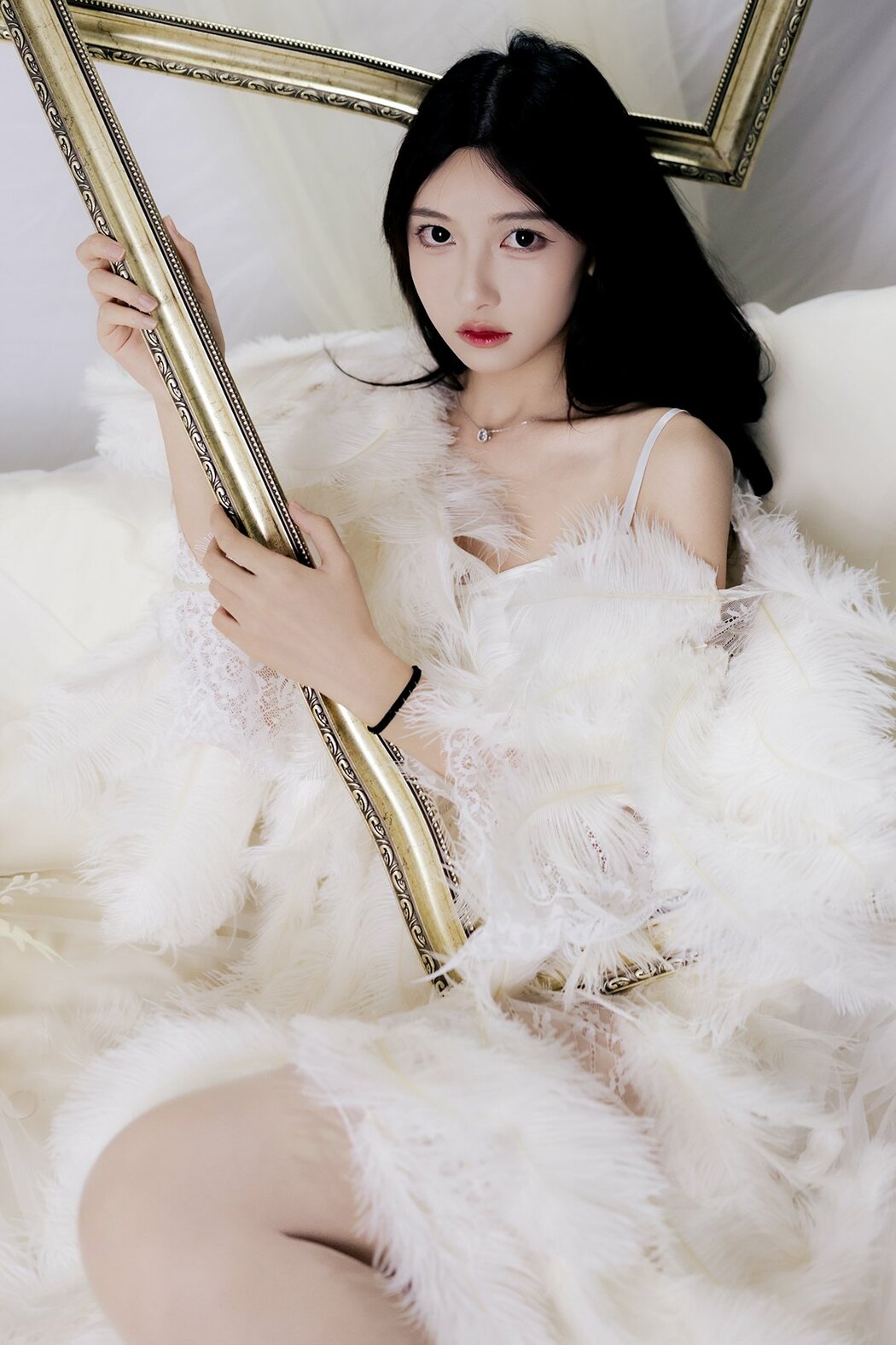 YiTuYu艺图语 Vol.10446 Gai Gai (30P) Cover Photo