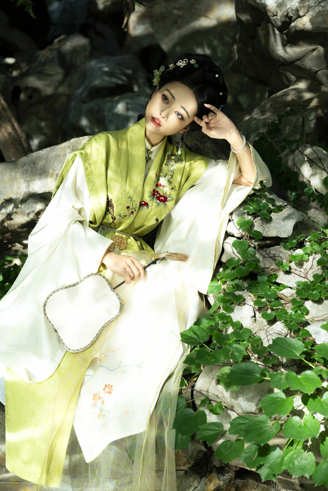 YiTuYu艺图语 Vol.10448 Yi Ming (60P)