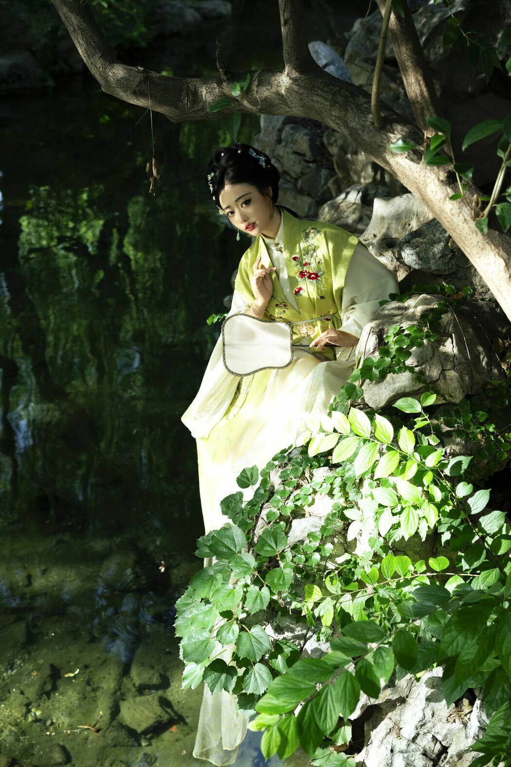 YiTuYu艺图语 Vol.10448 Yi Ming (60P)
