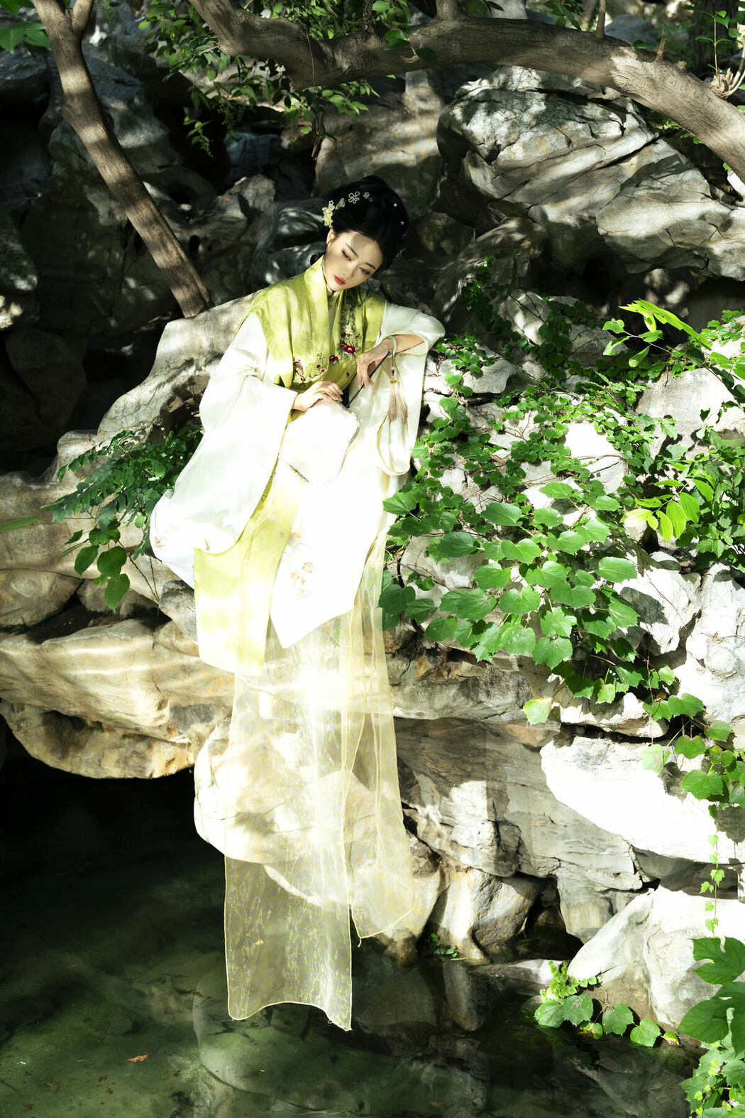 YiTuYu艺图语 Vol.10448 Yi Ming (60P)