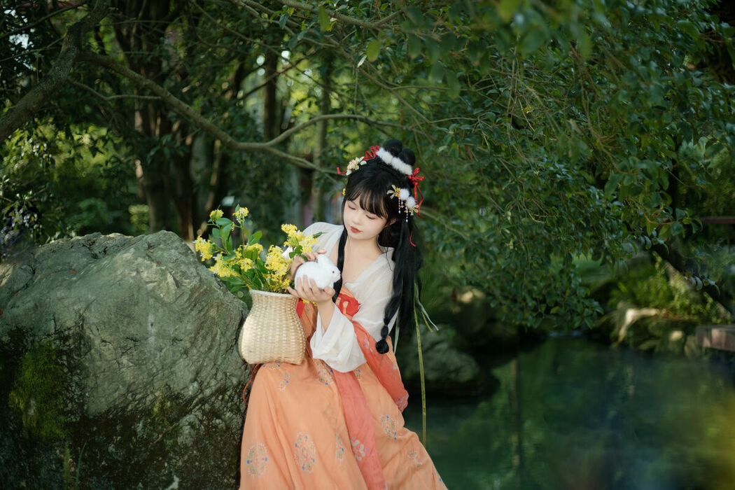 YiTuYu艺图语 Vol.10449 Zhi Zhi (26P)