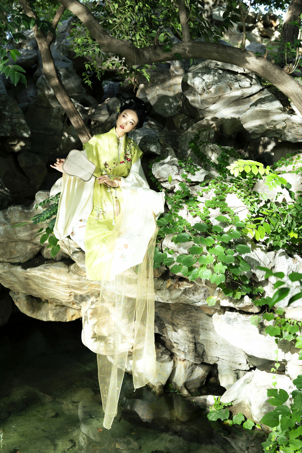 YiTuYu艺图语 Vol.10448 Yi Ming (60P)