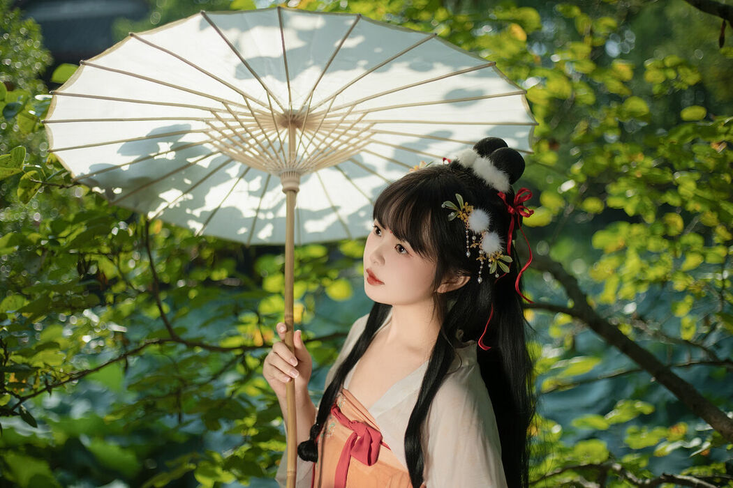 YiTuYu艺图语 Vol.10449 Zhi Zhi (26P)