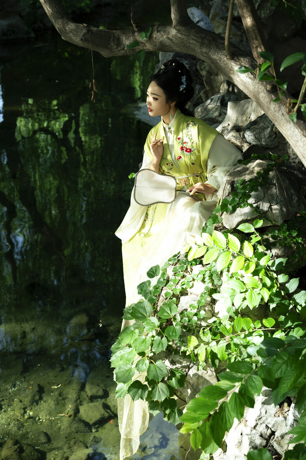 YiTuYu艺图语 Vol.10448 Yi Ming (60P)