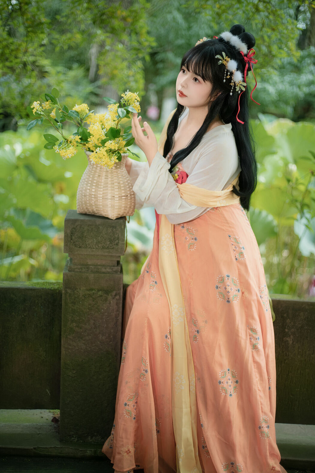 YiTuYu艺图语 Vol.10449 Zhi Zhi (26P)