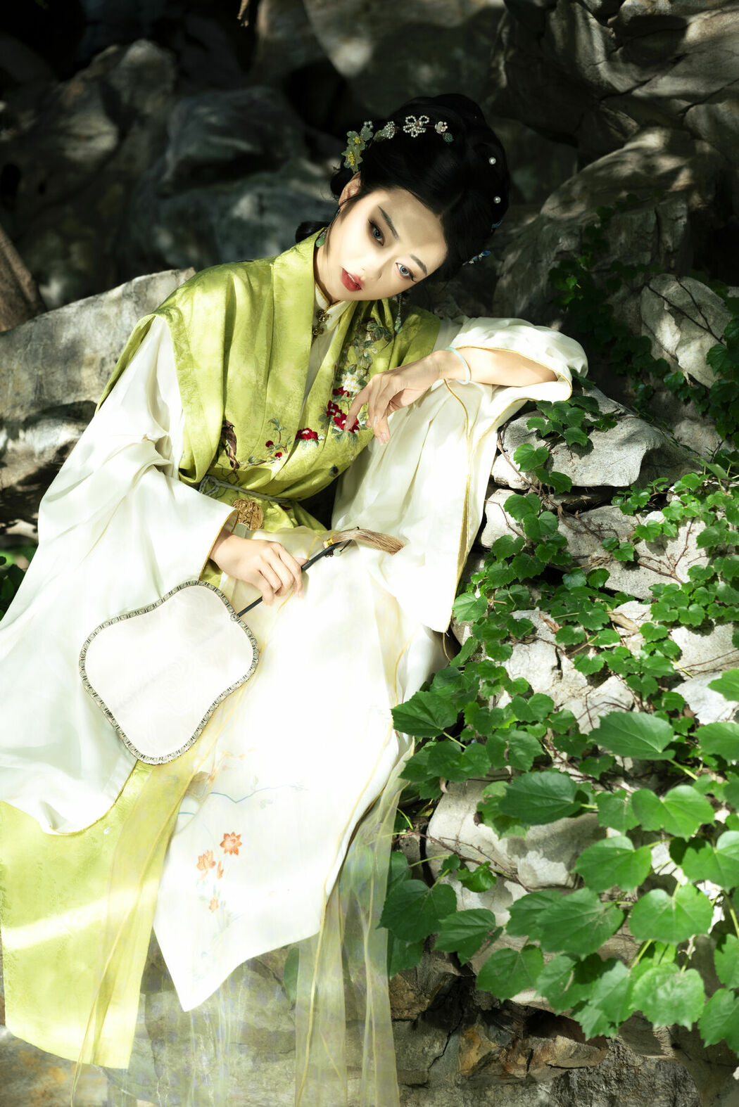 YiTuYu艺图语 Vol.10448 Yi Ming (60P)