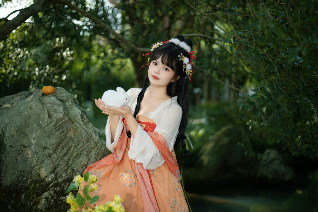 YiTuYu艺图语 Vol.10449 Zhi Zhi (26P)