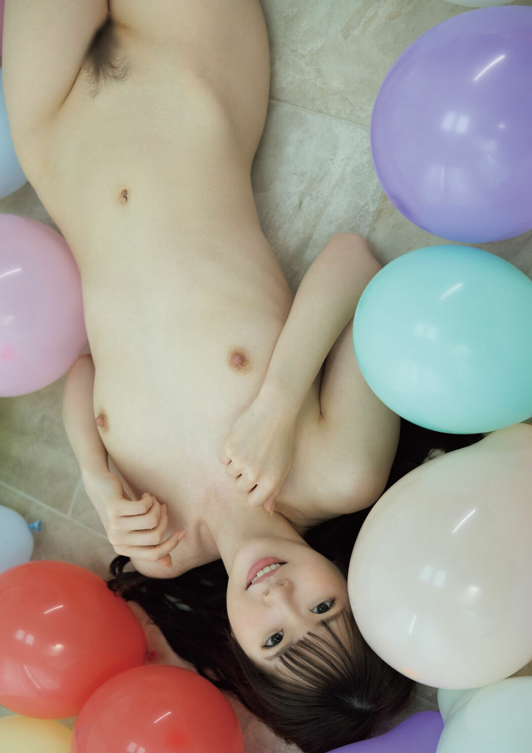 JP Emika Shirakami 白上咲花 – 写真集 Blooming (87P)