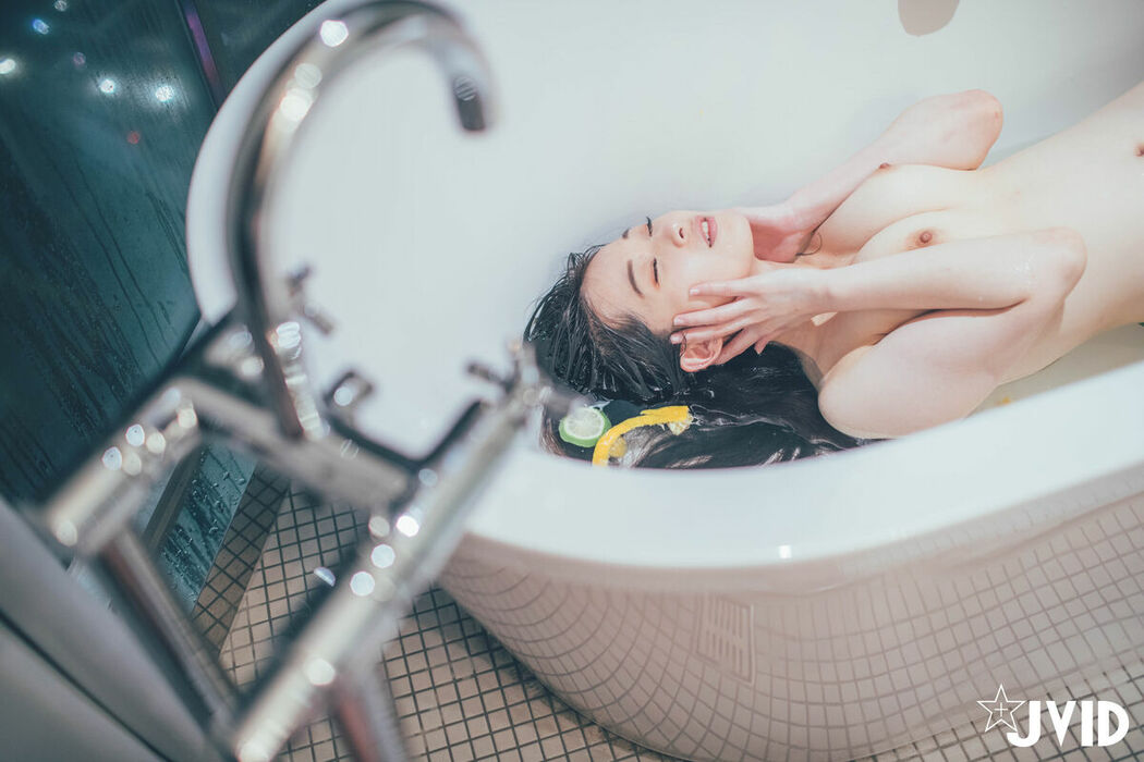 Jie Mi 婕咪 Juice – 日租女友遊樂趣 血脈噴張SEX激情抽差中出 Part01 (72P)