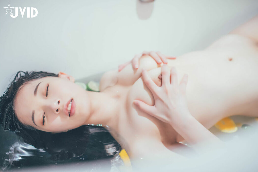 Jie Mi 婕咪 Juice – 日租女友遊樂趣 血脈噴張SEX激情抽差中出 Part01 (72P)