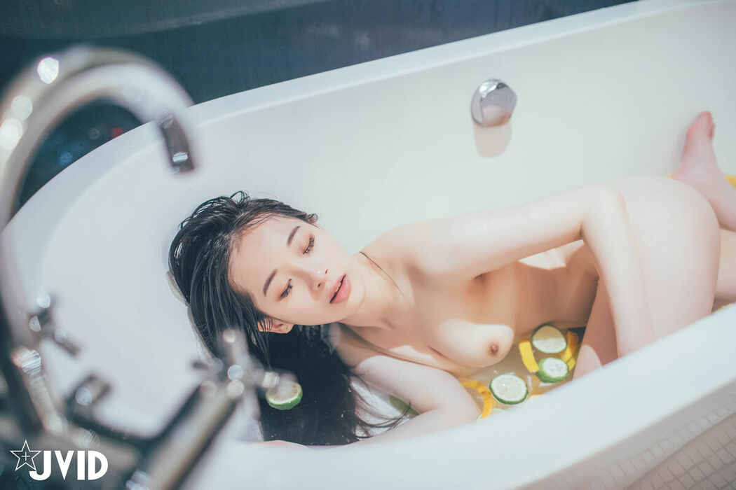 Jie Mi 婕咪 Juice – 日租女友遊樂趣 血脈噴張SEX激情抽差中出 Part01 (72P)
