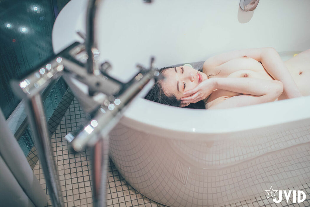 Jie Mi 婕咪 Juice – 日租女友遊樂趣 血脈噴張SEX激情抽差中出 Part01 (72P)