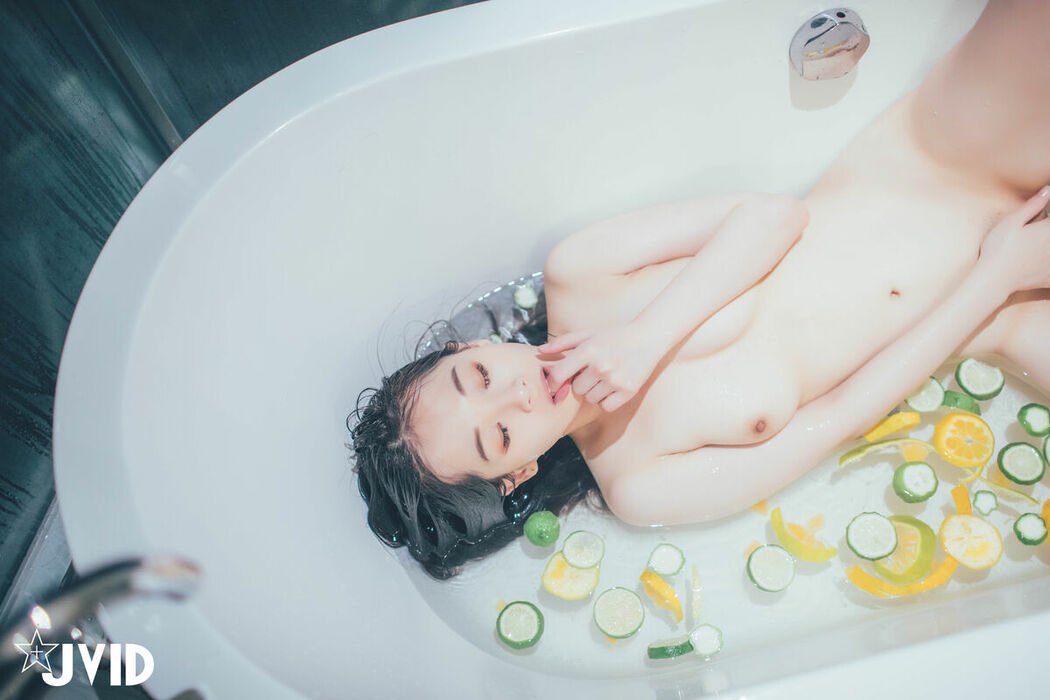 Jie Mi 婕咪 Juice – 日租女友遊樂趣 血脈噴張SEX激情抽差中出 Part01 (72P)