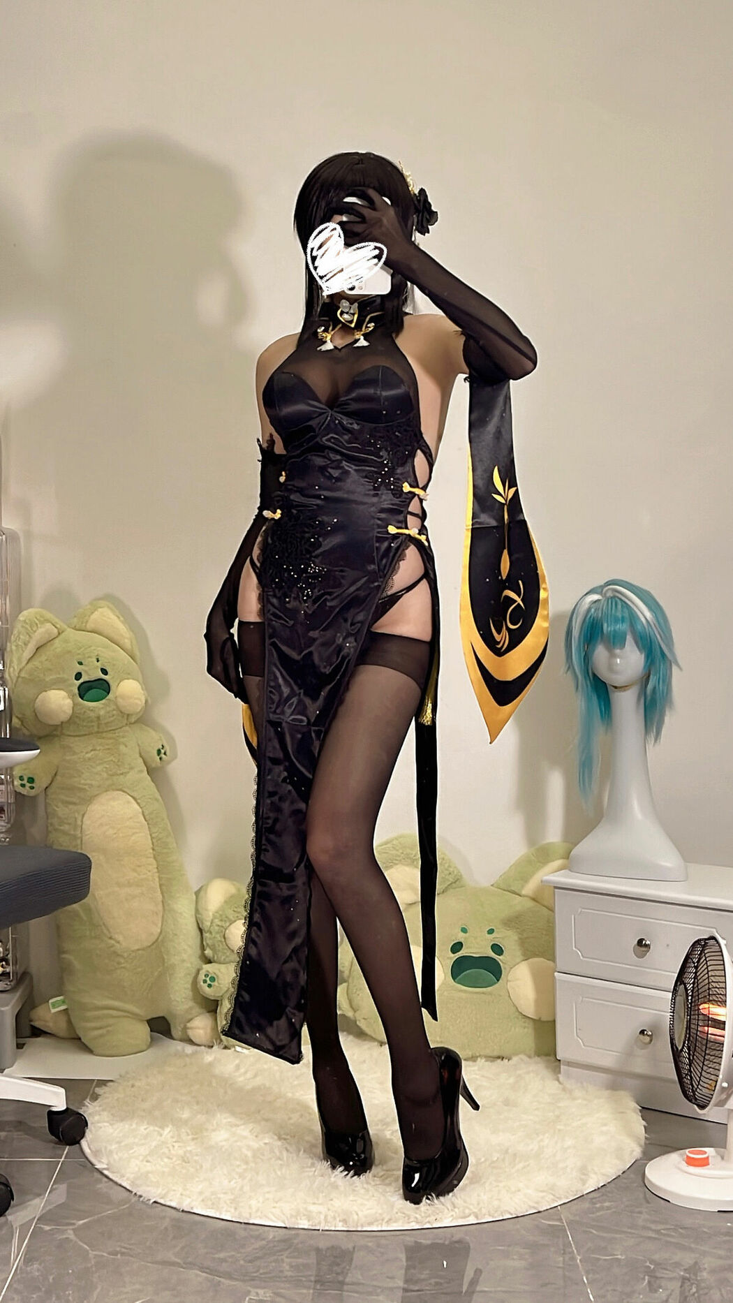 Coser@无影喵喵Ghost – 镇海黑旗袍 Part01 (67P – 4V)