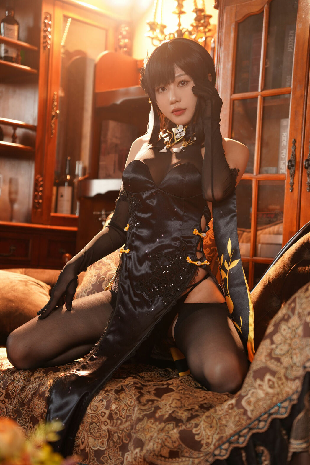 Coser@无影喵喵Ghost – 镇海黑旗袍 Part01 (67P – 4V)