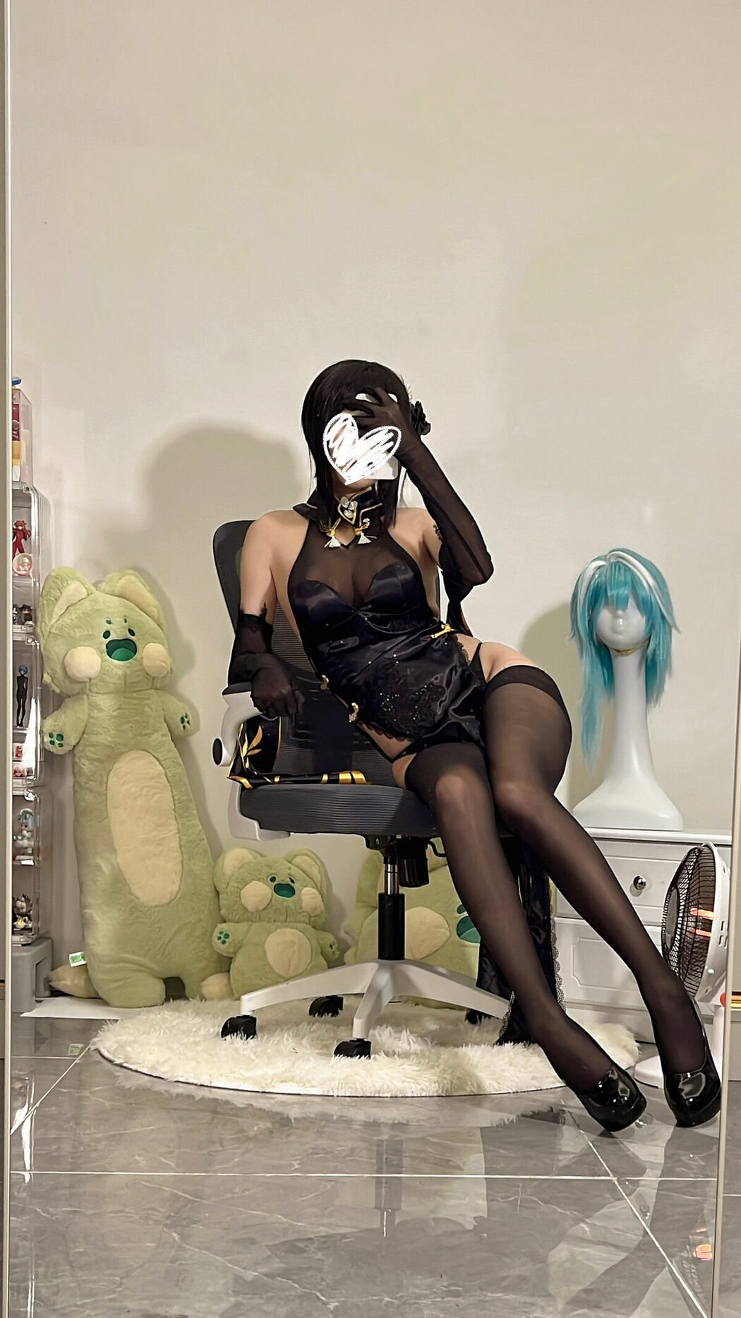 Coser@无影喵喵Ghost – 镇海黑旗袍 Part01 (67P – 4V)