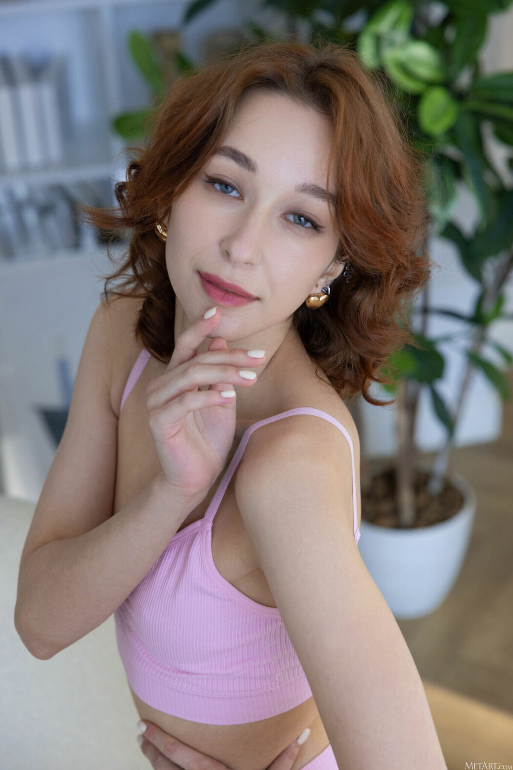 MetArt Rea Ready – Flirty Mood Part01 (54P)