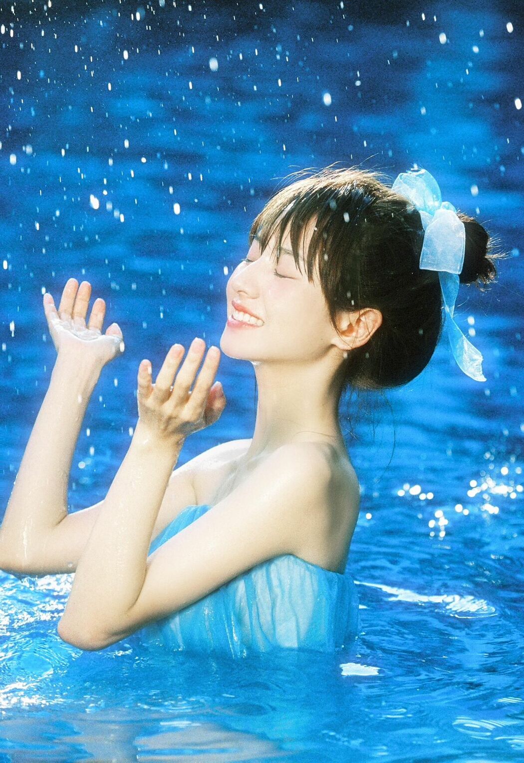 YiTuYu艺图语 Vol.10454 Gu Lin (10P)