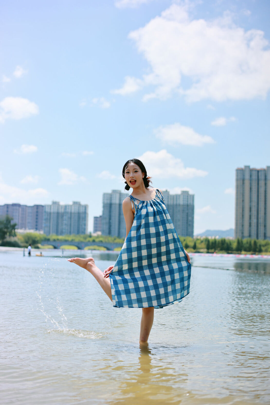 YiTuYu艺图语 Vol.10453 Xiao U (26P)