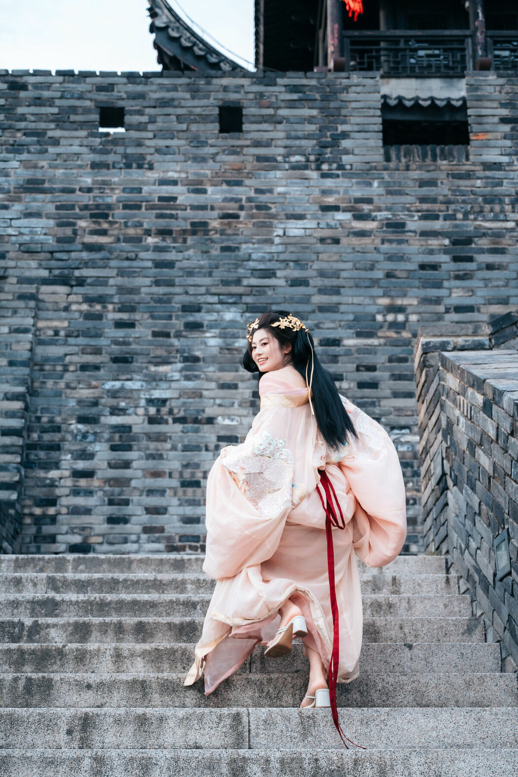 YiTuYu艺图语 Vol.10459 Su Zhou Gu Feng (15P)
