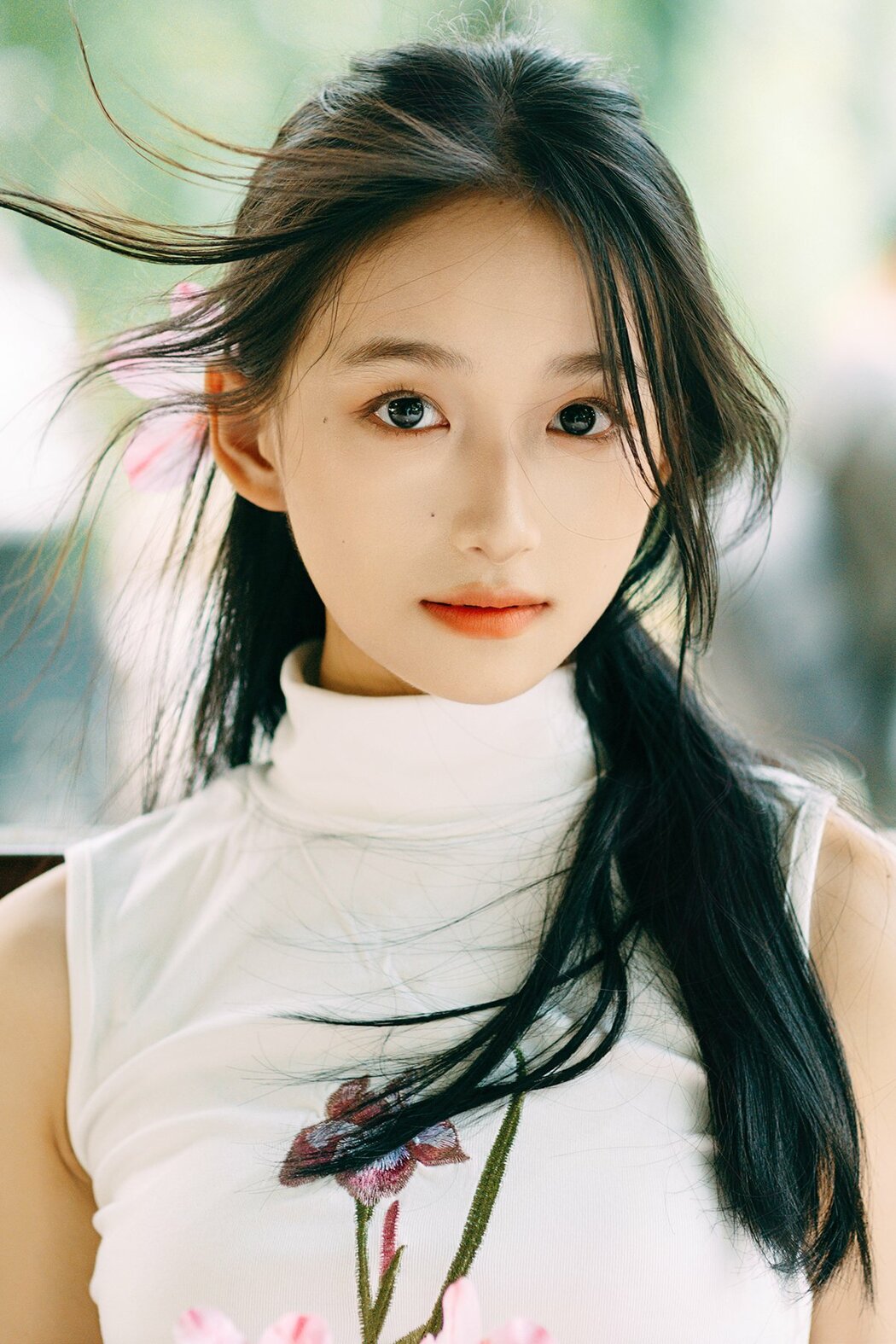 YiTuYu艺图语 Vol.10463 Lin Miao Xin (41P) Cover Photo