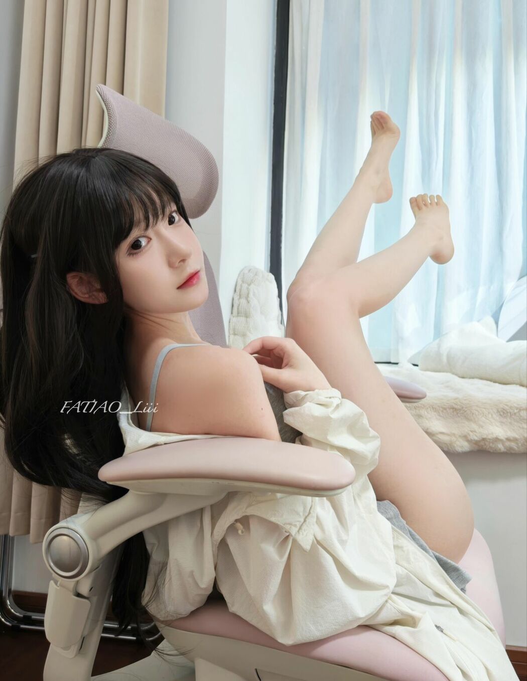 Coser@发条少女 迷之呆梨 – 超短短裙 (19P – 1V)