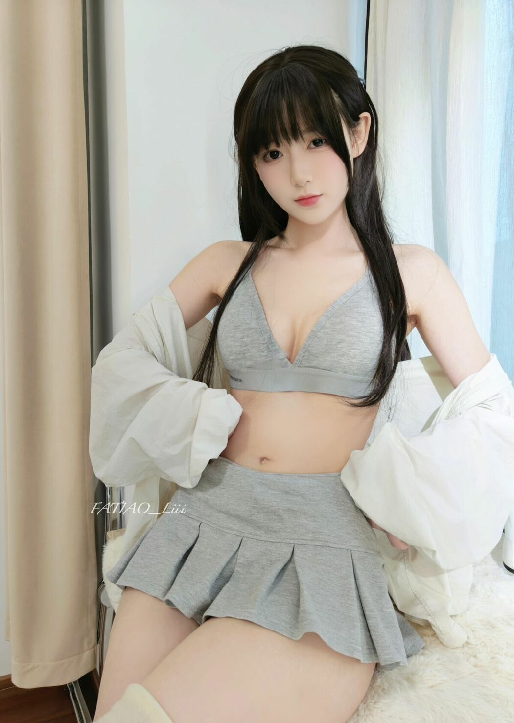 Coser@发条少女 迷之呆梨 – 超短短裙 (19P – 1V)