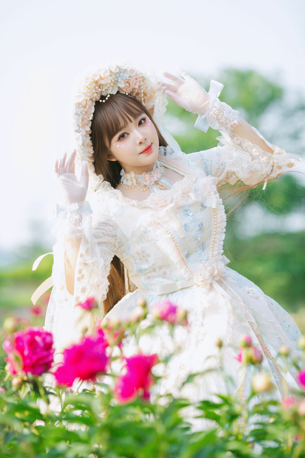 YiTuYu艺图语 Vol.10465 Liu Liu (67P)
