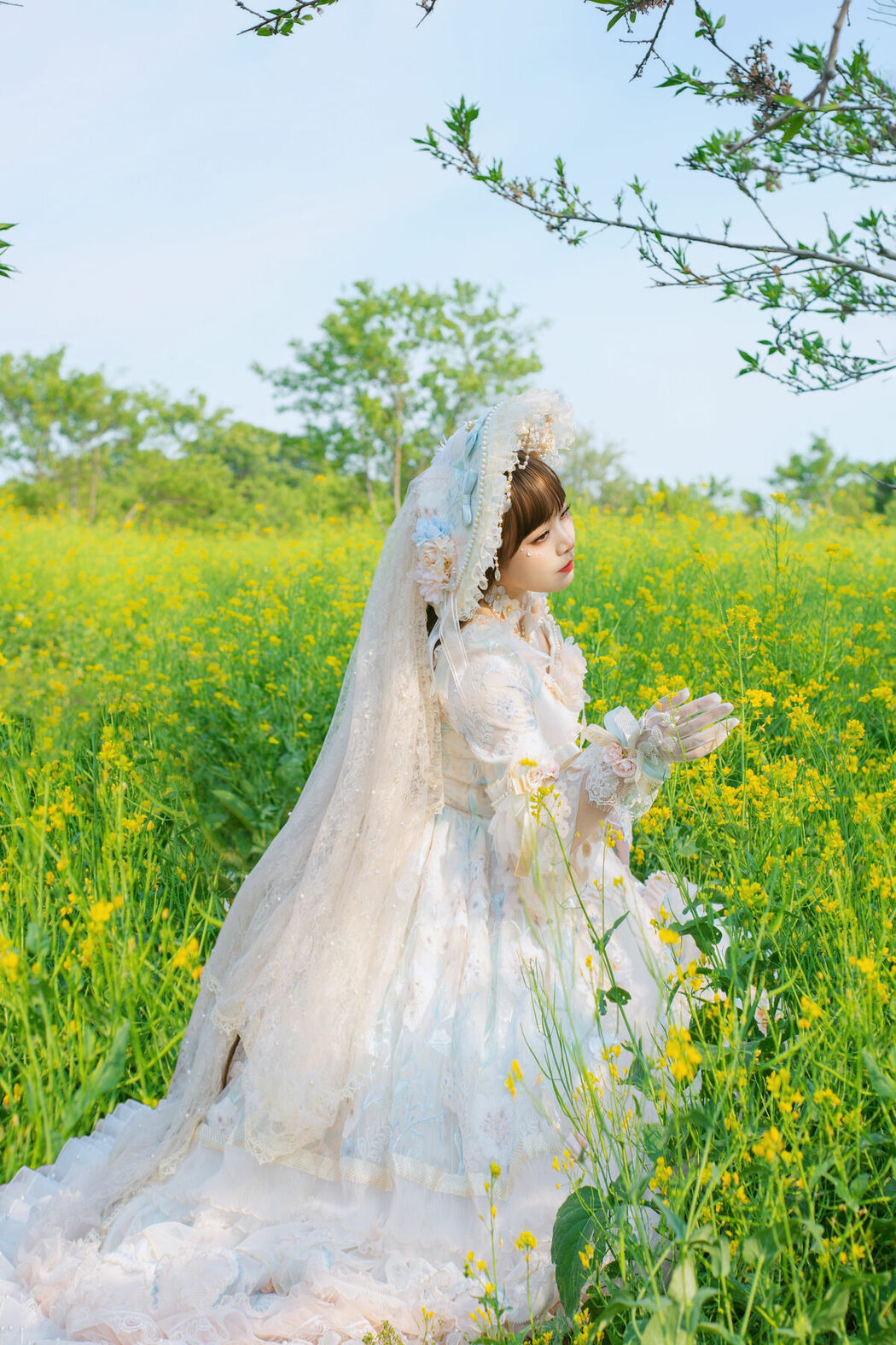 YiTuYu艺图语 Vol.10465 Liu Liu (67P)