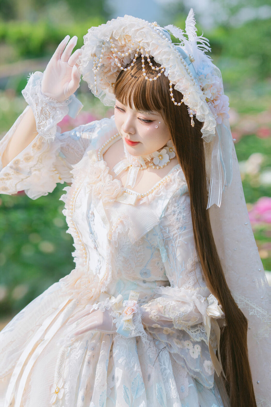 YiTuYu艺图语 Vol.10465 Liu Liu (67P)