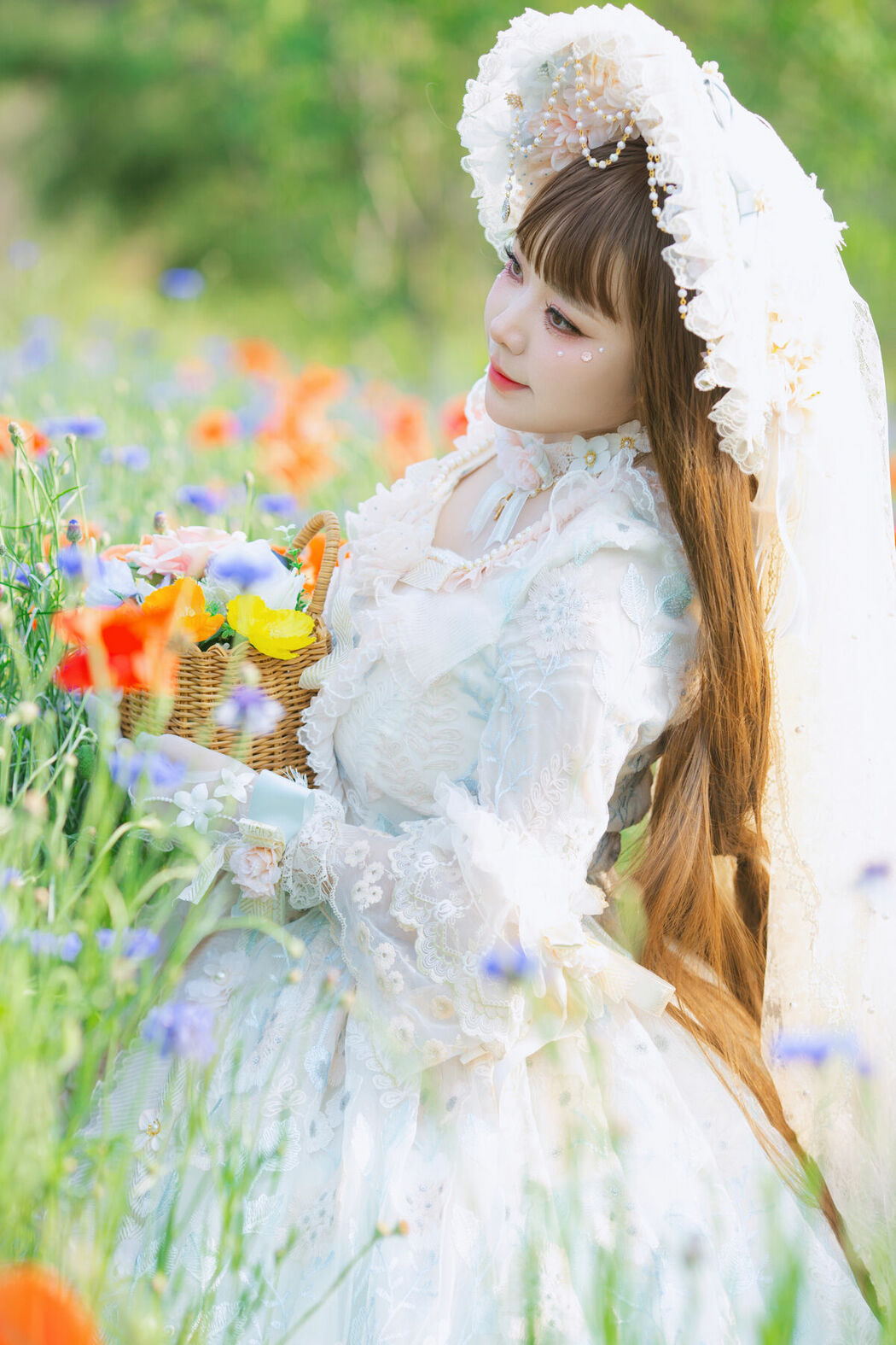 YiTuYu艺图语 Vol.10465 Liu Liu (67P)