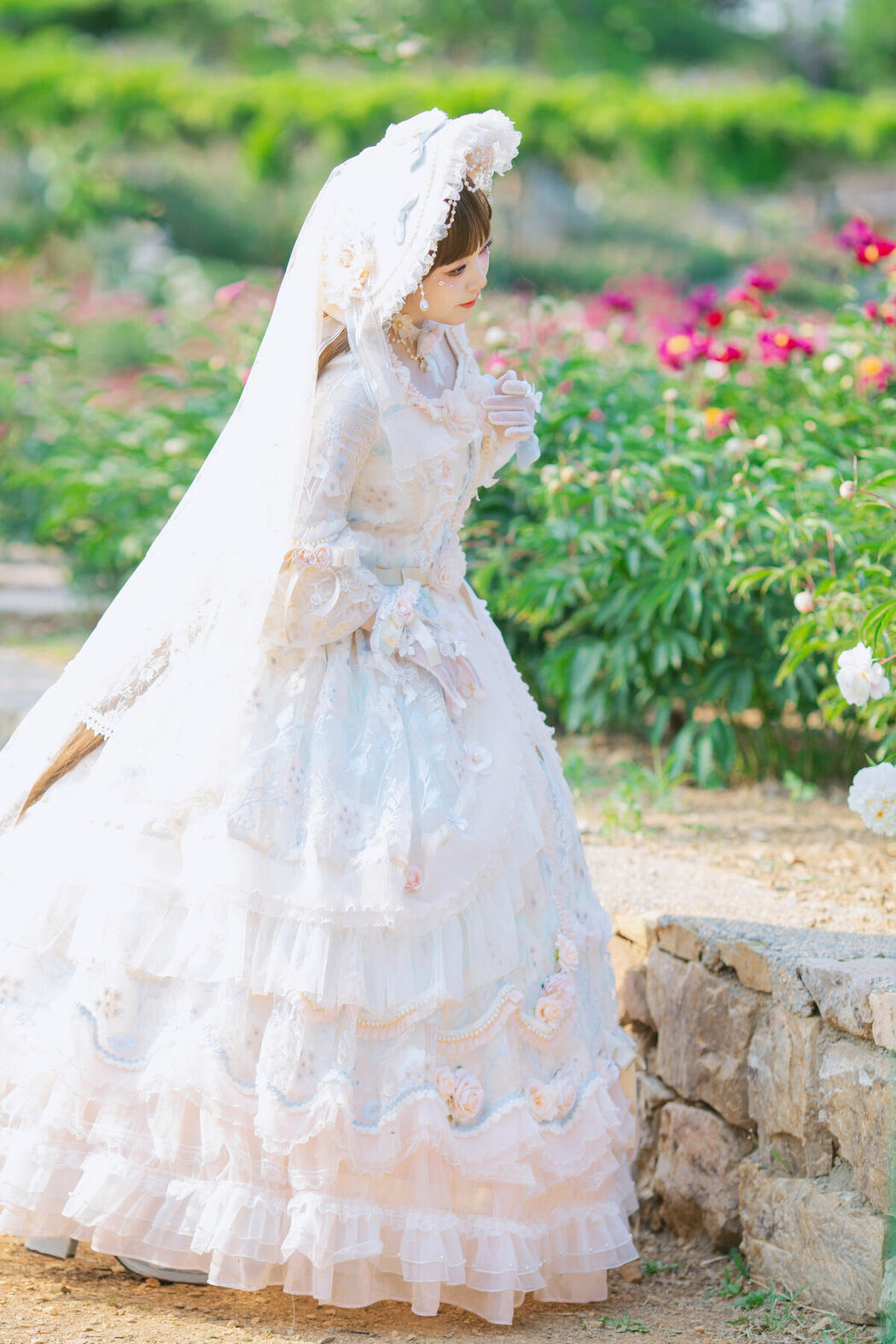 YiTuYu艺图语 Vol.10465 Liu Liu (67P)