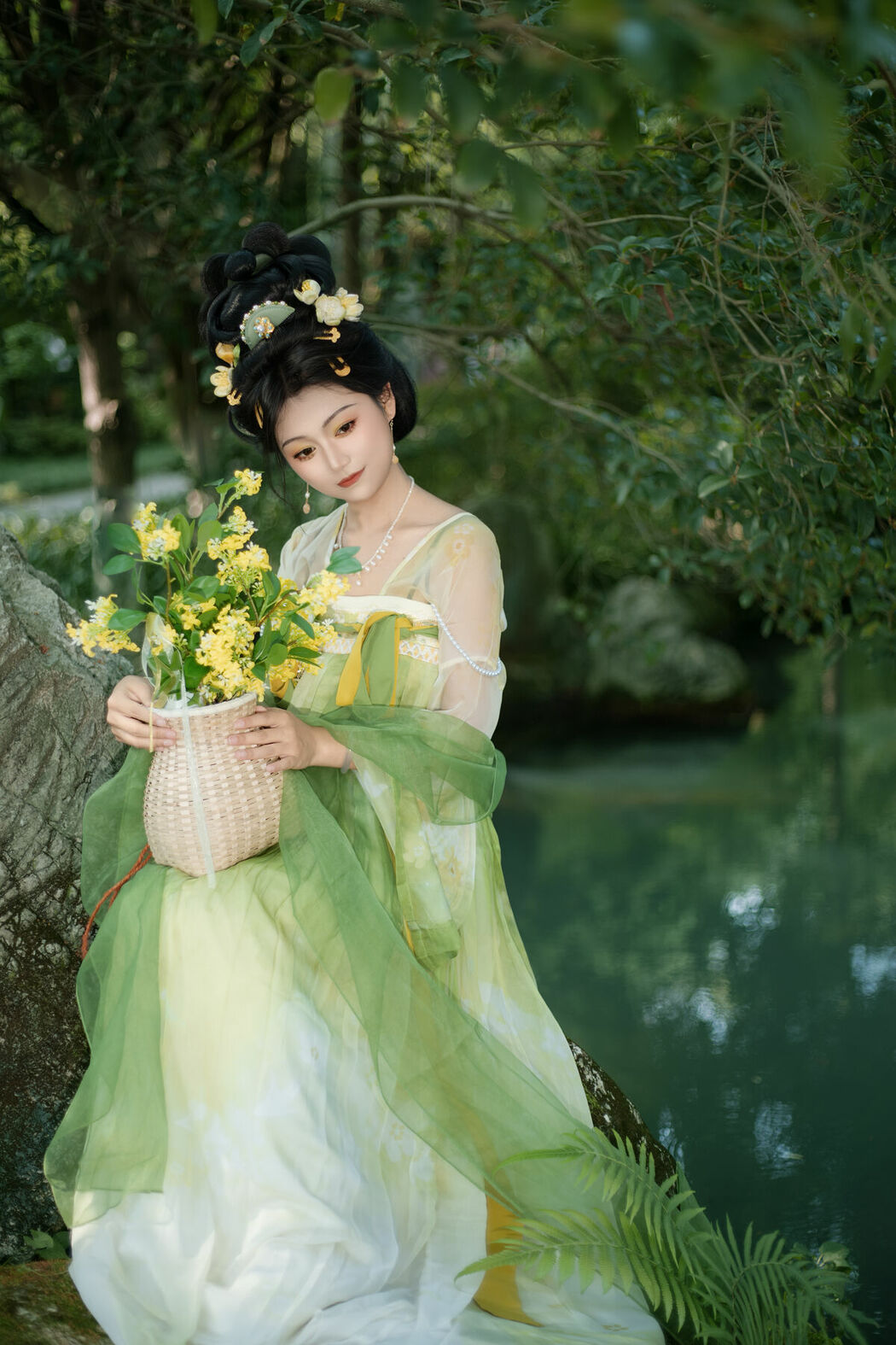 YiTuYu艺图语 Vol.10474 Tao Zi (21P)