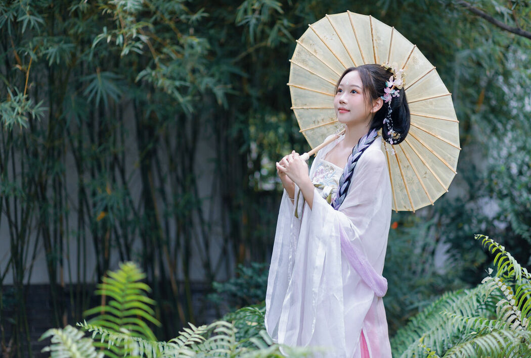 YiTuYu艺图语 Vol.10475 Bao (16P)
