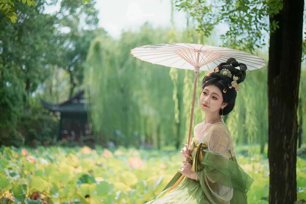 YiTuYu艺图语 Vol.10474 Tao Zi (21P)