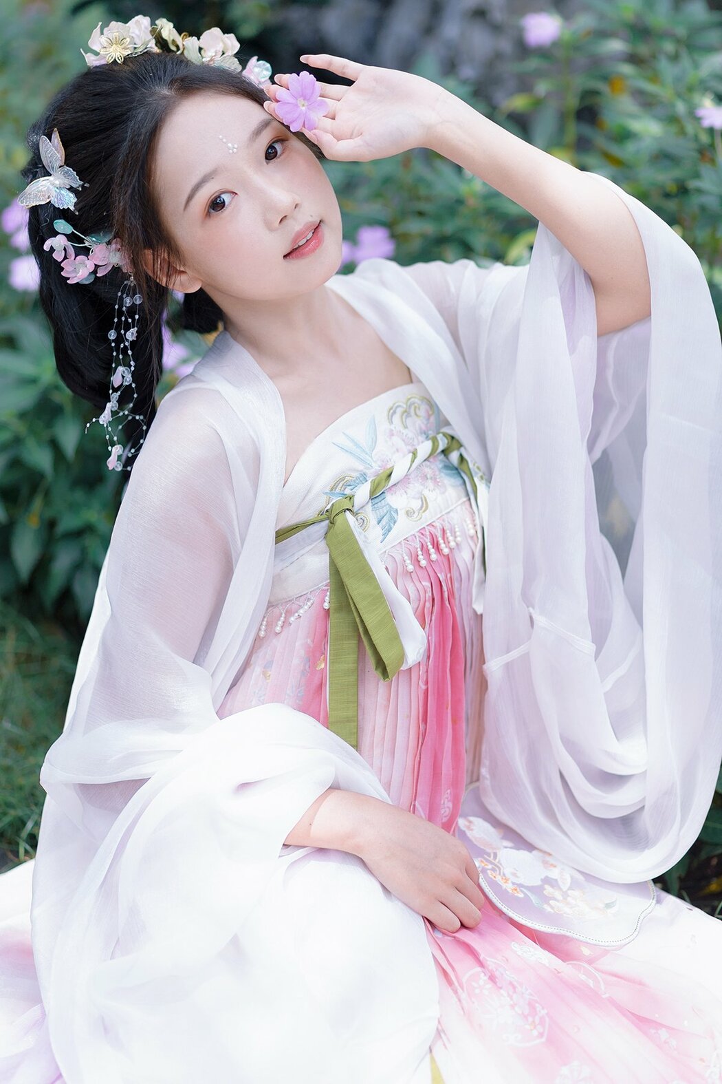 YiTuYu艺图语 Vol.10475 Bao (16P) Cover Photo